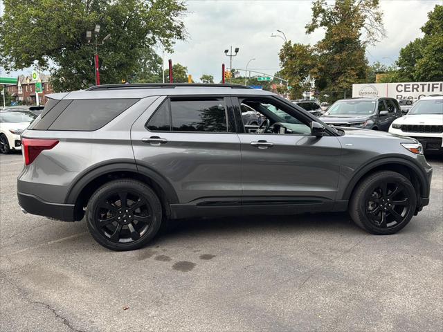 2023 Ford Explorer ST-Line