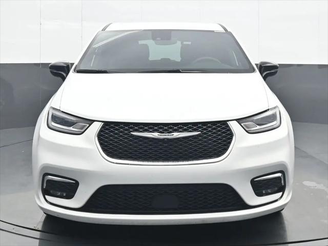 2025 Chrysler Pacifica Select for sale in Philadelphia, PA