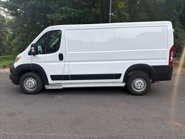 2025 RAM ProMaster 2500 Cargo Van Tradesman Low Roof 136 WB w/Pass Seat