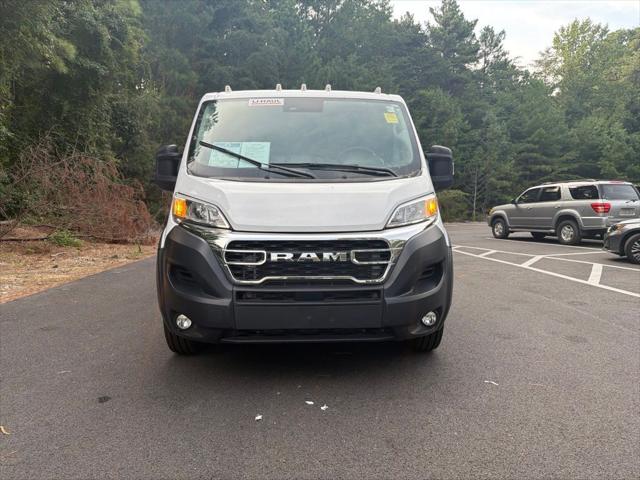 2025 RAM ProMaster 2500 Cargo Van Tradesman Low Roof 136 WB w/Pass Seat
