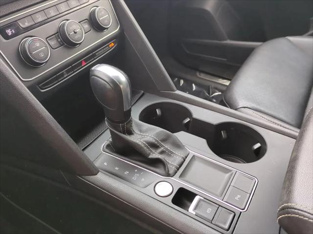 2021 Volkswagen Atlas 2.0T SE w/Technology