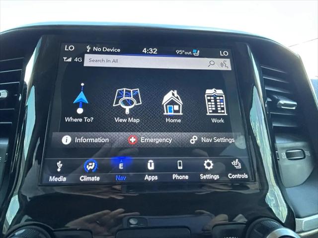 2020 Ram 1500 Laramie Crew Cab 4x4 57 Box