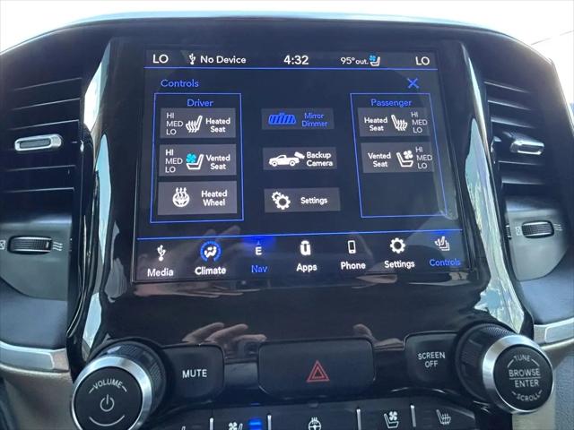 2020 Ram 1500 Laramie Crew Cab 4x4 57 Box