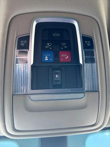 2020 Ram 1500 Laramie Crew Cab 4x4 57 Box