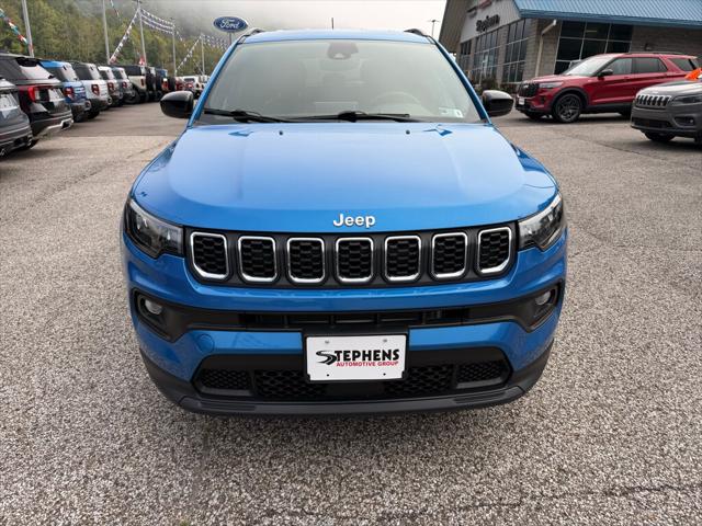 2025 Jeep Compass Latitude 4x4 2025 Jeep Compass Latitude 4x4