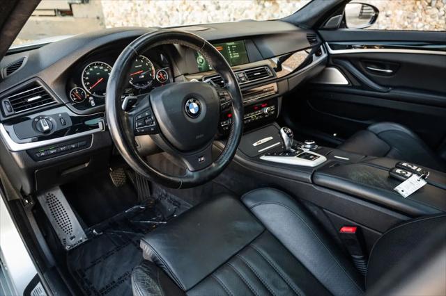 2013 BMW M5 Standard