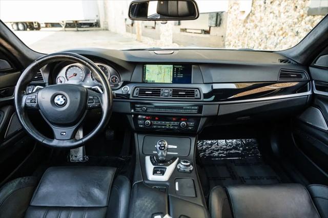 2013 BMW M5 Standard
