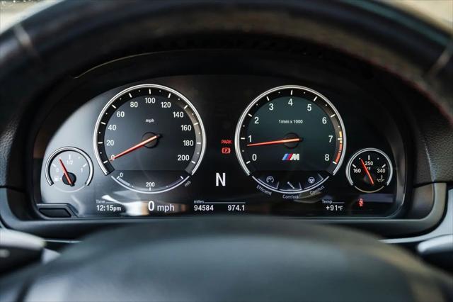 2013 BMW M5 Standard