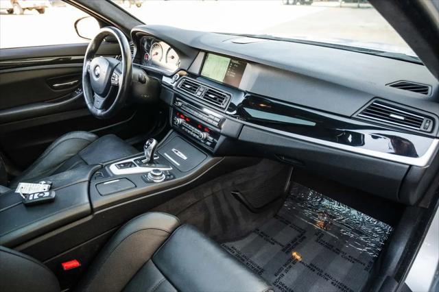 2013 BMW M5 Standard