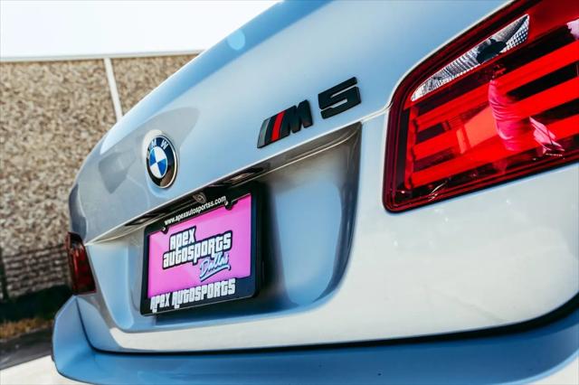 2013 BMW M5 Standard