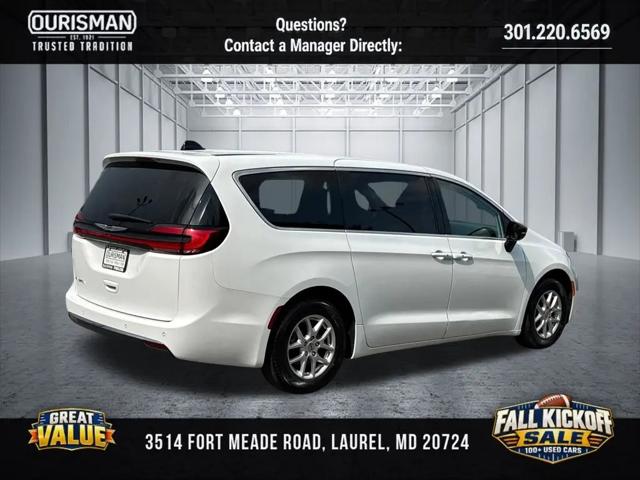 2024 Chrysler Pacifica Touring L
