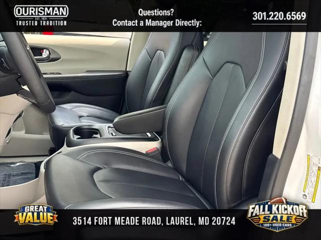 2024 Chrysler Pacifica Touring L