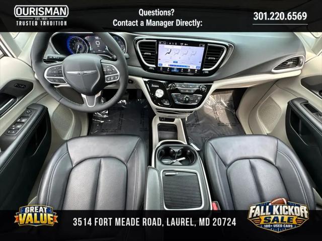 2024 Chrysler Pacifica Touring L