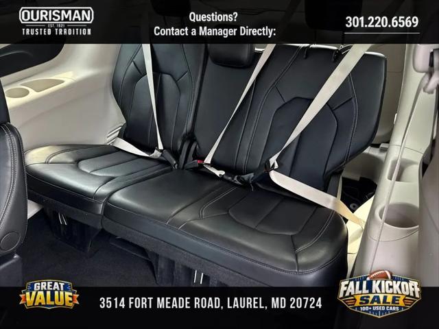 2024 Chrysler Pacifica Touring L