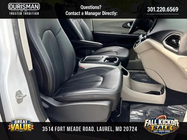 2024 Chrysler Pacifica Touring L