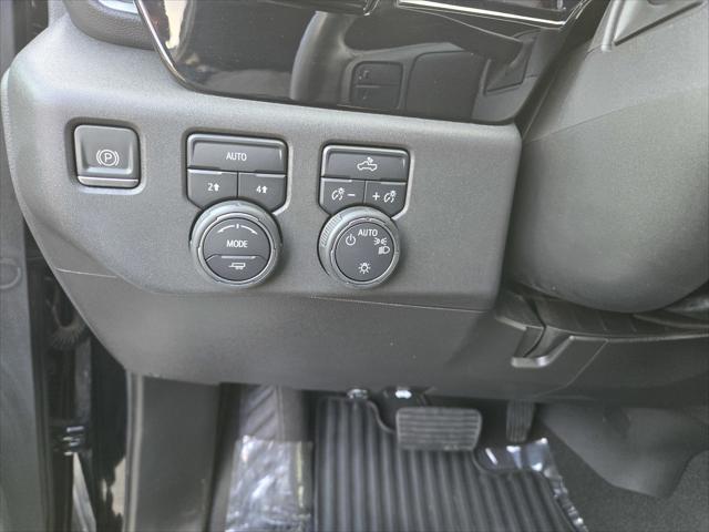 2023 Chevrolet Silverado 1500 4WD Crew Cab Standard Bed LT