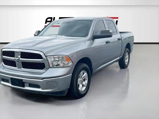 2023 Ram 1500 Classic SLT Crew Cab 4x4 57 Box