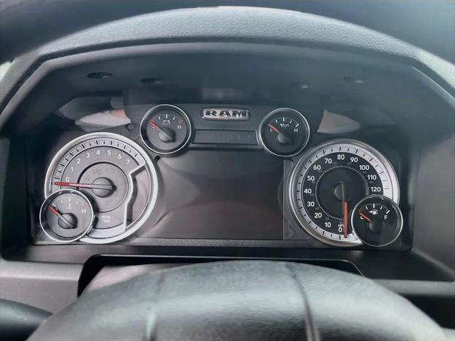 2023 Ram 1500 Classic SLT Crew Cab 4x4 57 Box