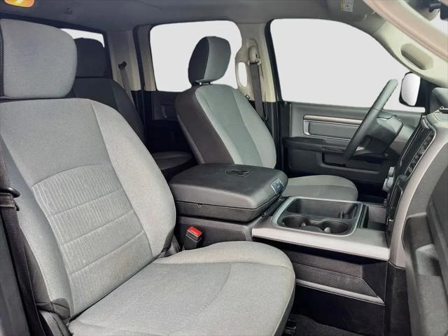 2023 Ram 1500 Classic SLT Crew Cab 4x4 57 Box