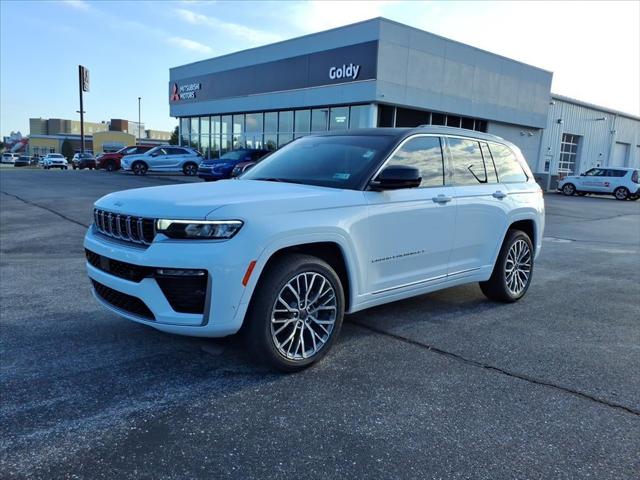 2026 Jeep Grand Cherokee Summit 4x4 2026 Jeep Grand Cherokee Summit 4x4