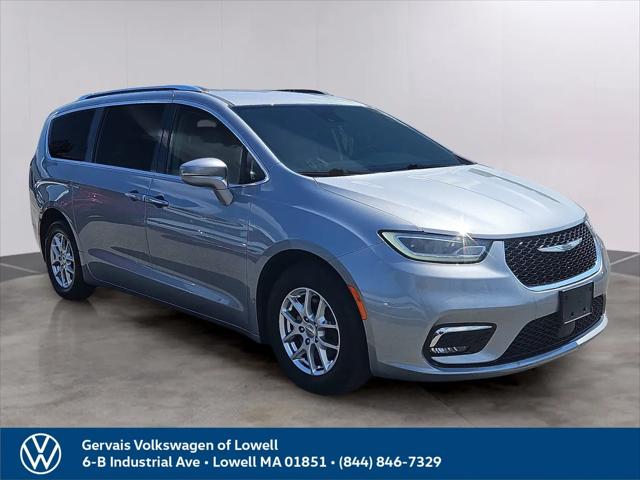 2021 Chrysler Pacifica Touring L for sale in Lowell, MA