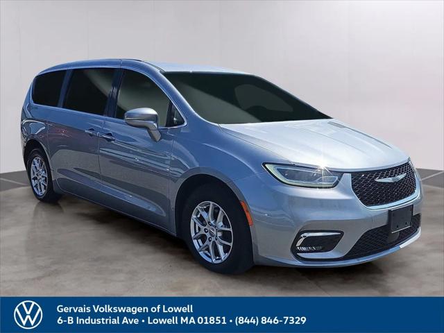 2021 Chrysler Pacifica Touring L for sale in Lowell, MA