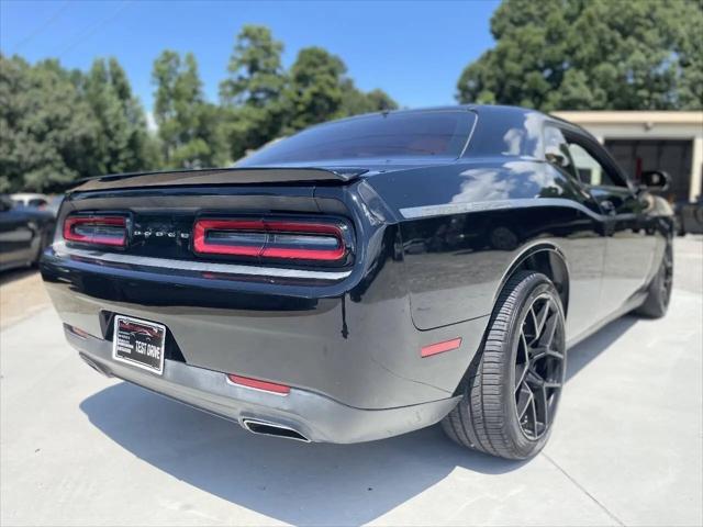 2016 Dodge Challenger SXT