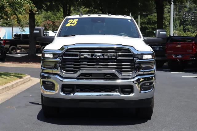 2025 Ram 2500 Tradesman Crew Cab 4x4 64 Box
