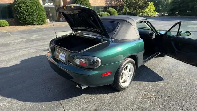 2002 Mazda MX-5 LS