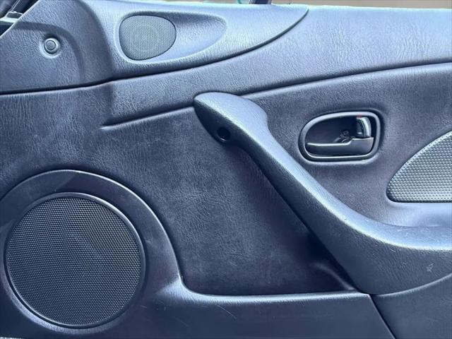 2002 Mazda MX-5 LS