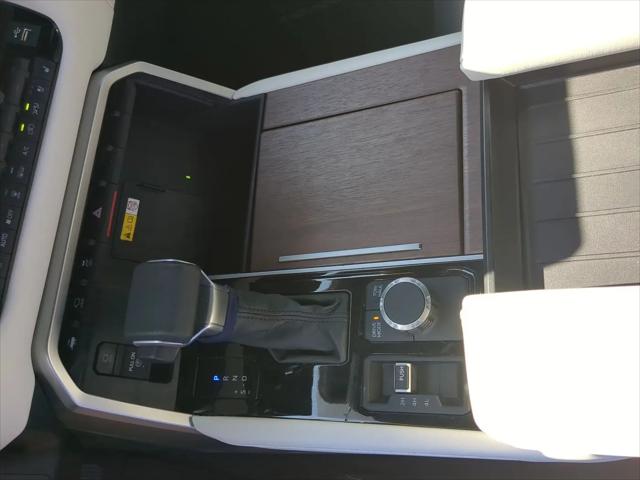 2024 Toyota Sequoia Capstone