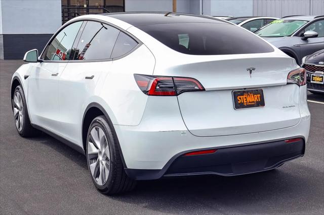 2023 Tesla Model Y Long Range Dual Motor All-Wheel Drive