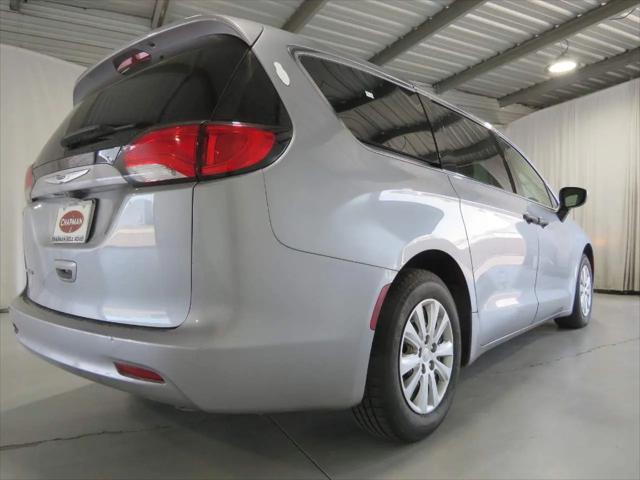 2021 Chrysler Voyager L