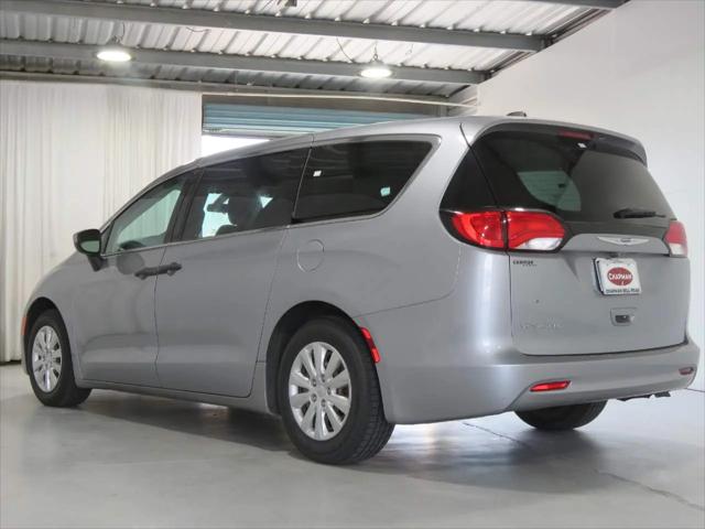 2021 Chrysler Voyager L