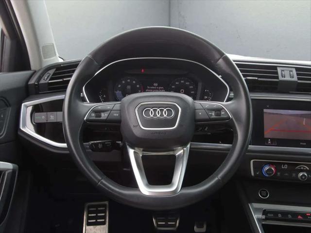 2021 Audi Q3 Premium Plus 40 TFSI quattro Tiptronic