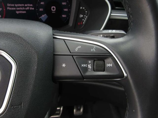 2021 Audi Q3 Premium Plus 40 TFSI quattro Tiptronic