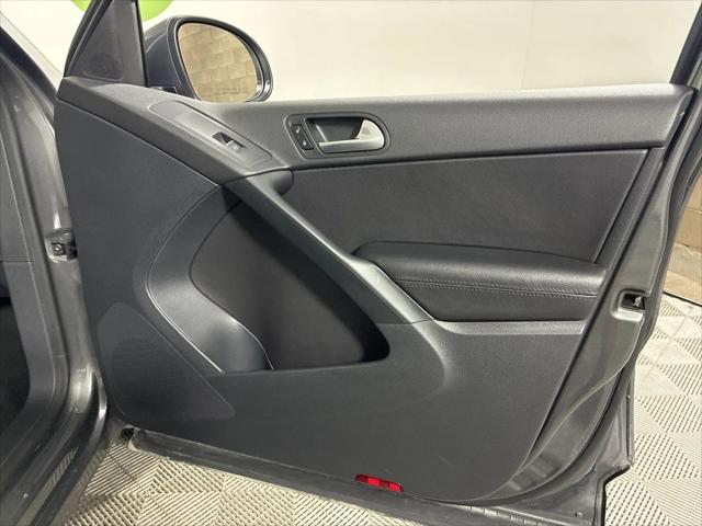 2016 Volkswagen Tiguan SE