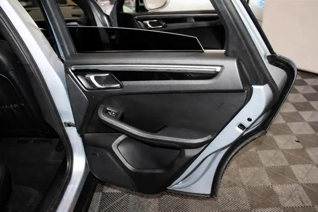 2018 Porsche Macan S