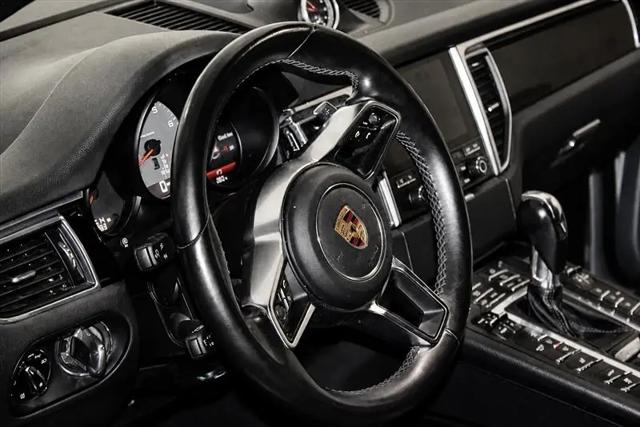 2018 Porsche Macan S