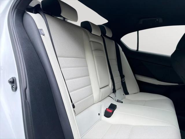 2021 Lexus IS 350 F SPORT
