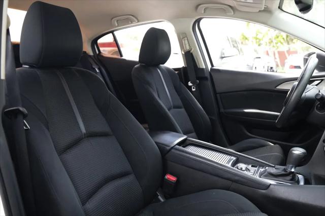 2017 Mazda Mazda3 Sport