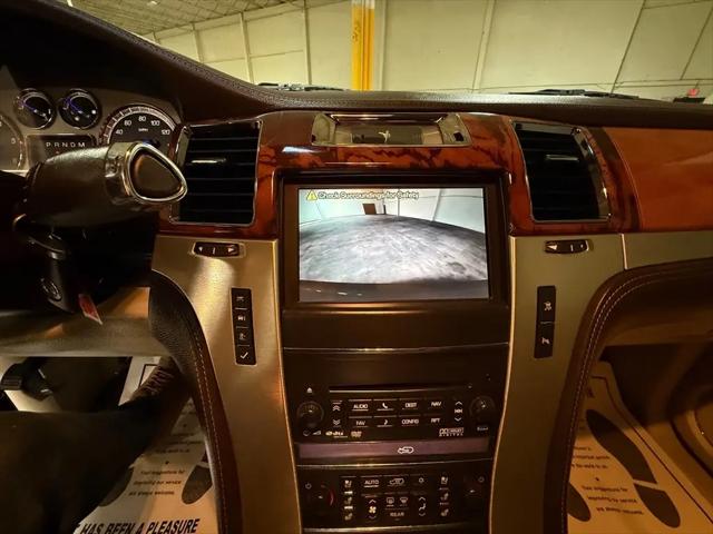 2011 Cadillac Escalade Platinum Edition