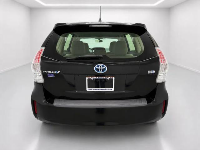 2012 Toyota Prius v Two