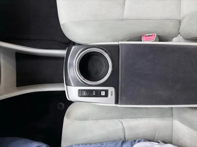 2012 Toyota Prius v Two