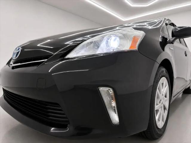 2012 Toyota Prius v Two