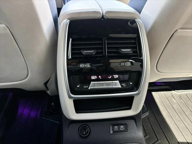 2021 BMW X7 M50i