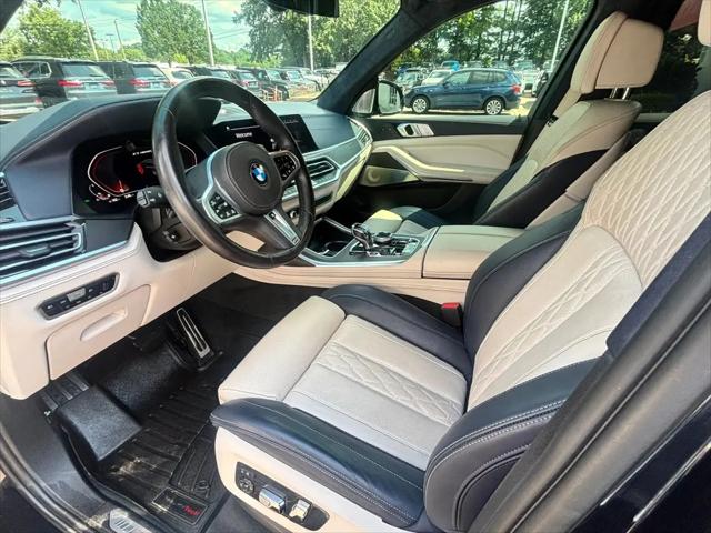 2021 BMW X7 M50i