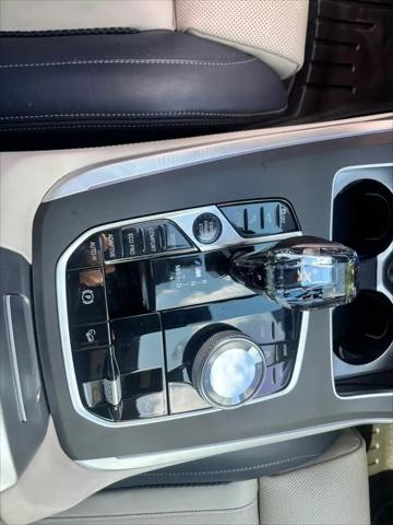 2021 BMW X7 M50i