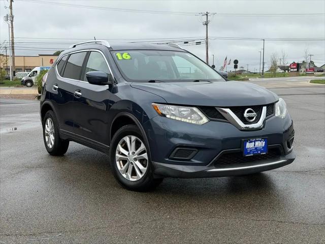 2016 Nissan Rogue SV for sale in Lancaster, OH