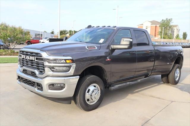 2026 Ram 3500 Tradesman Crew Cab 4x4 8 Box